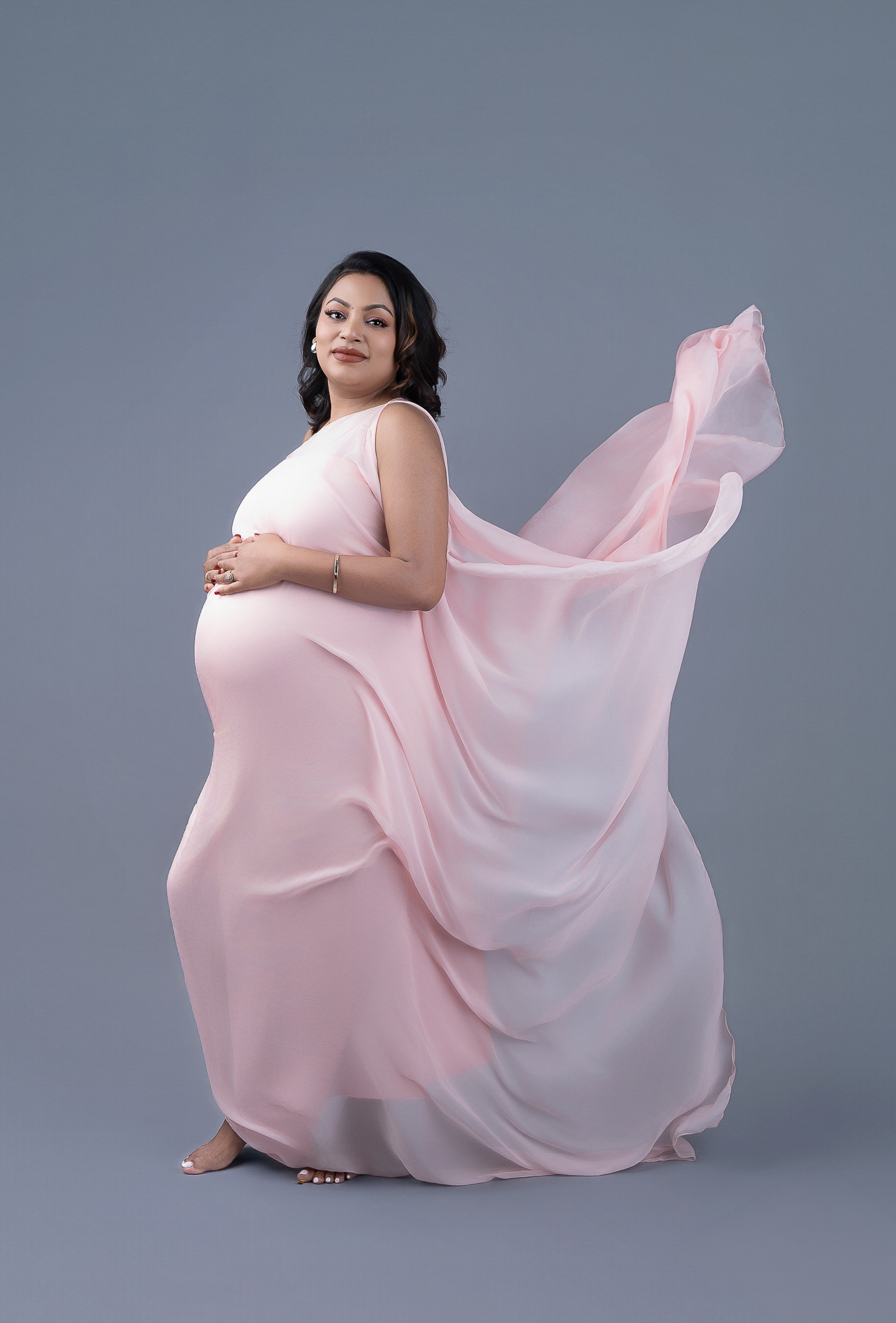 Maternity photography session by Eraya Studios, Sydney